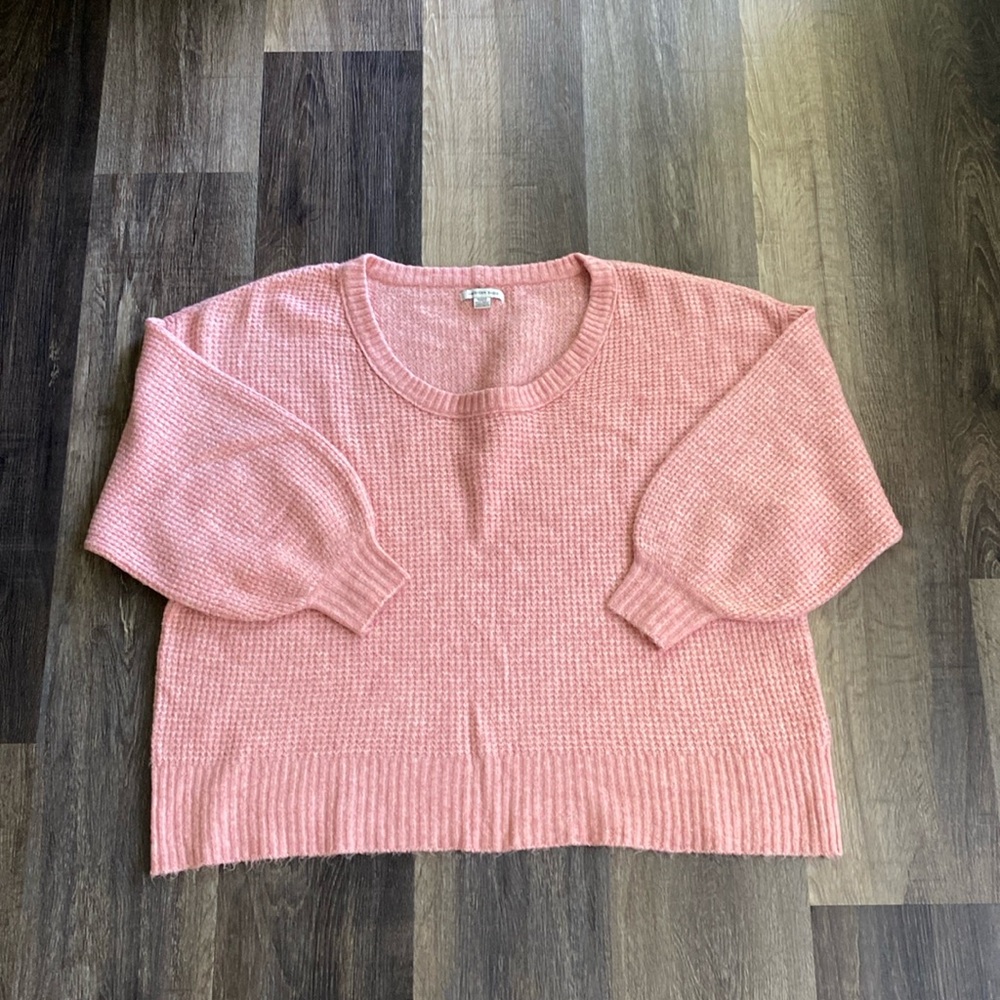 Beautiful American Eagle sweater